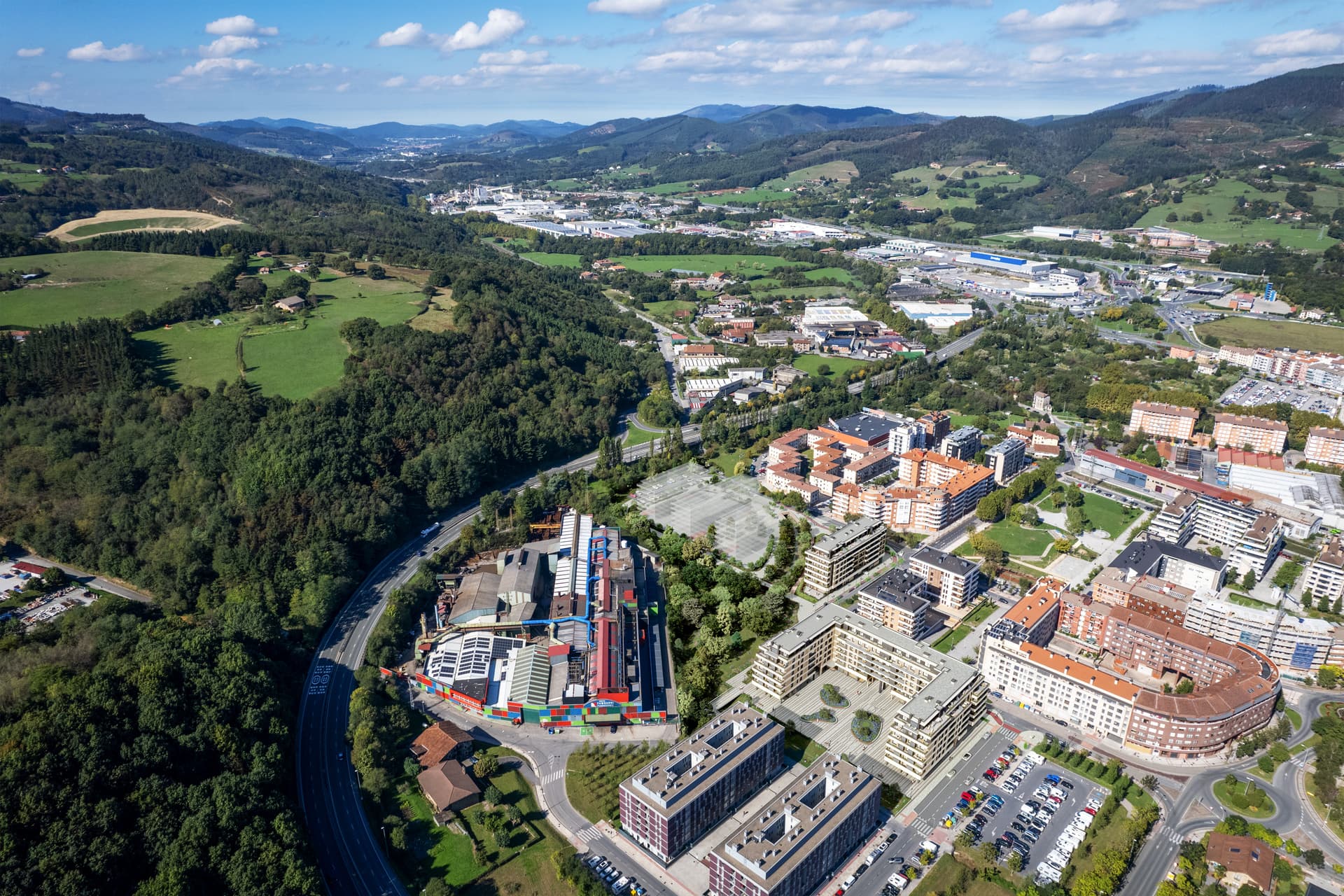 Imagen /content/san-roke-2-durango-bizkaia/SanRoke_PR2_Drone_0024_Final.jpg del proyecto San Roke Segunda Fase